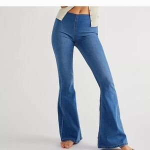 Free people flare leg jeans size 27